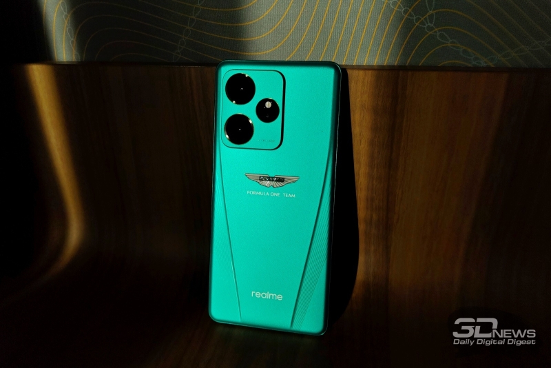 Обзор смартфона realme GT 7 Dream Edition: быстрый и дерзкий