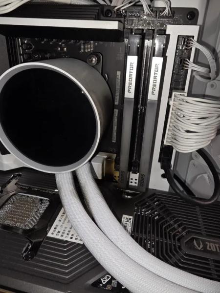 Жаркая катка: видеокарта GeForce RTX 5090 вспыхнула во время игры в Battlefield 6